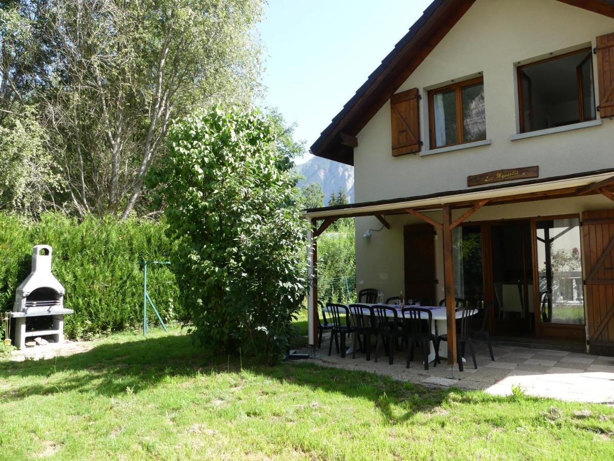 Chalet Les Myosotis Villa Le Bourg-d'Oisans Exterior photo